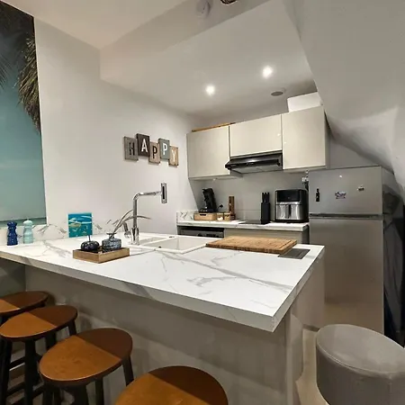 Bright And Quiet House In * Coursan